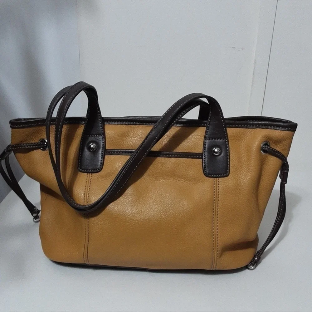 Tignanello Mustard Side Drawstring Shoulder/ Handbag purse EUC - Picture 15 of 15